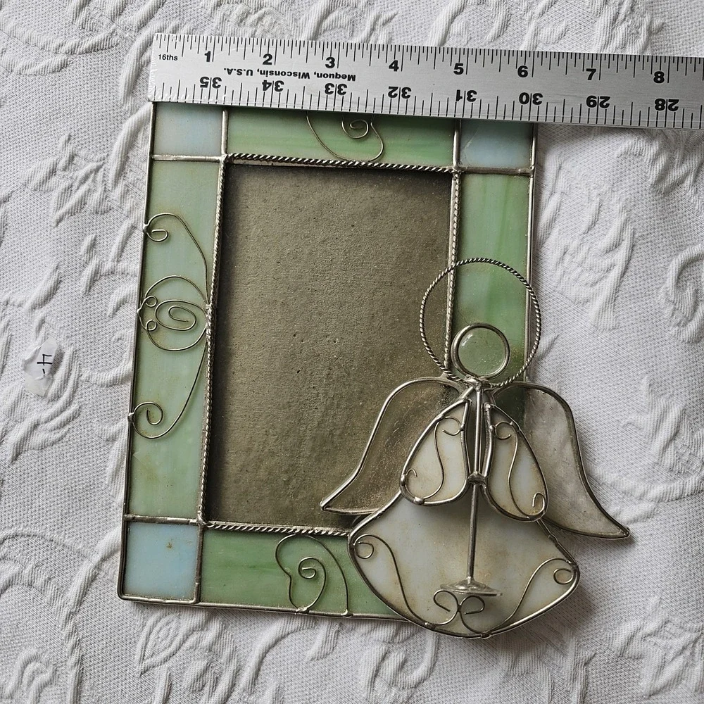 Vtg Stain Glass Frame 6 x 8 With 3d Angel, Greens And‎ Cream